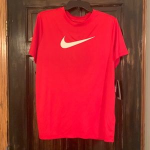NWT Nike Boys Dri-Fit tee.  SZ XL